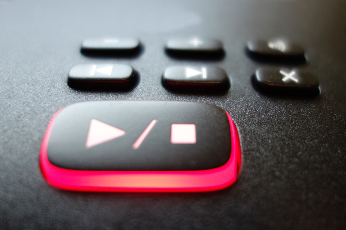 Top 9 ways call recording can help a business
