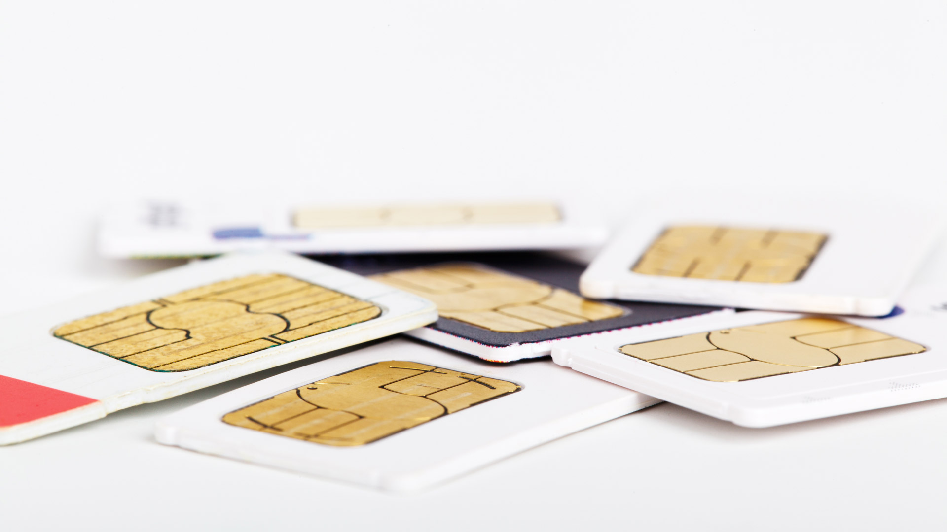 What’s an eSIM Card and Should You Use It For Business?