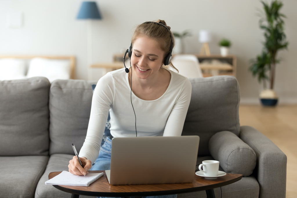 Entrepreneurs Pick Best Headsets for VoIP and Video Conferencing
