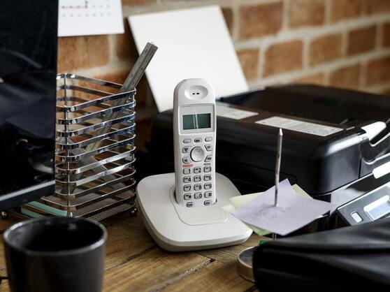 voip desk phone for business